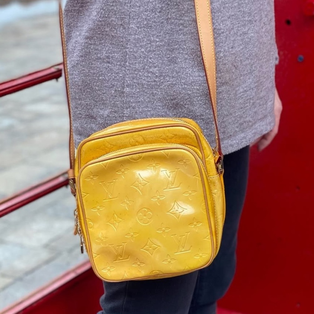Louis Vuitton Monogram Vermis crossbody in the perfect shade of yellow.